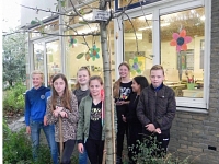 Foto bij artikel Een appelboom van groep 8.